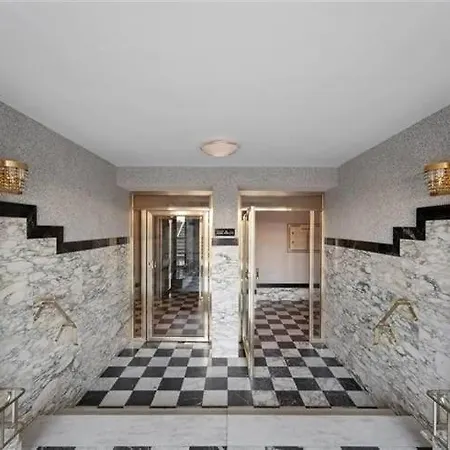 Luxe 3 Slaapkamer Op De Zeedijk! Blankenberge