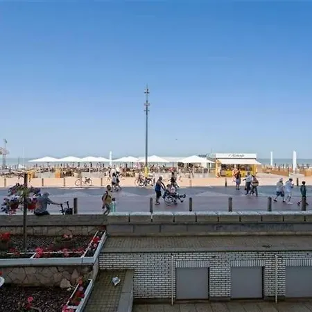 Luxe 3 Slaapkamer Op De Zeedijk! Appartamento